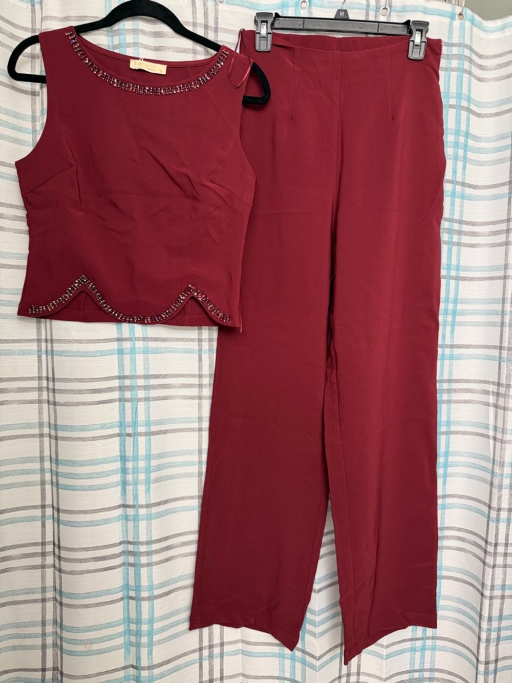 Beaded Scallop Crop Top & Wide-Leg Pants Set — Burgundy
